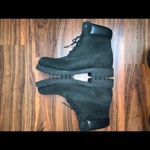 MENS SIZE 11 TIMBERLAND BLACK BOOTS